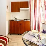 Sara Appartement *