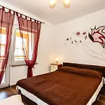 Apartment Sara Malinska